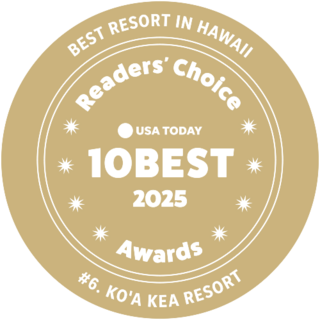 A circular gold award badge highlighting Ko'a Kea Resort as the 6th Best Resort in Hawaii for USA Today's 2025 Readers' Choice Awards.